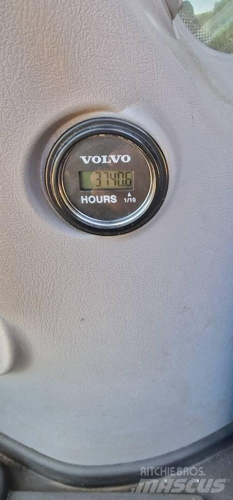 Volvo EC 750 E 大型油圧ショベル12t以上（パワーショベル・ユンボ）