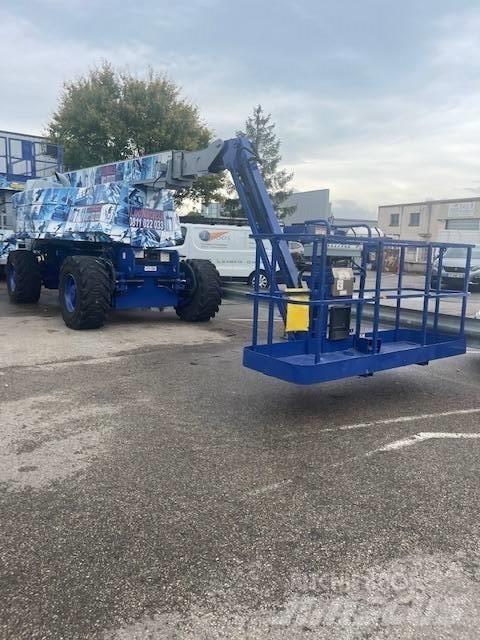 Haulotte HA 32 PX 小型自走式ブームリフト