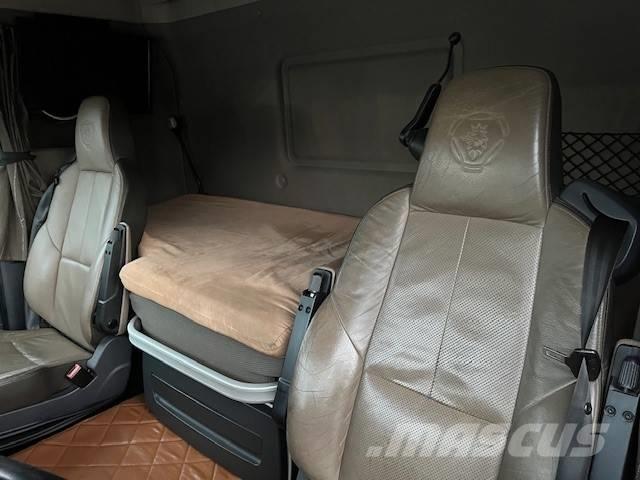 Scania R 730 中古トラクターヘッド | トレーラーヘッド