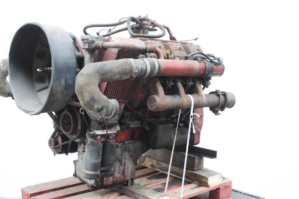 Deutz F6L413F エンジン