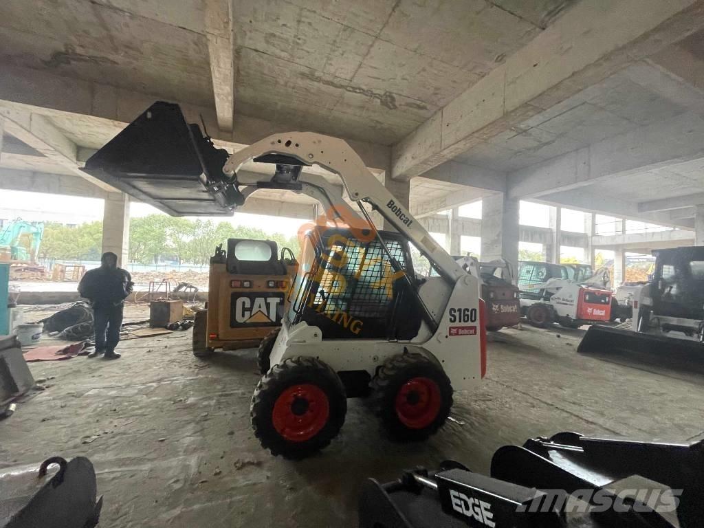 Bobcat S160 スキッドステアローダー