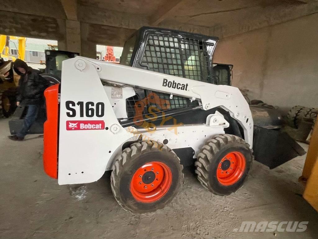 Bobcat S160 スキッドステアローダー