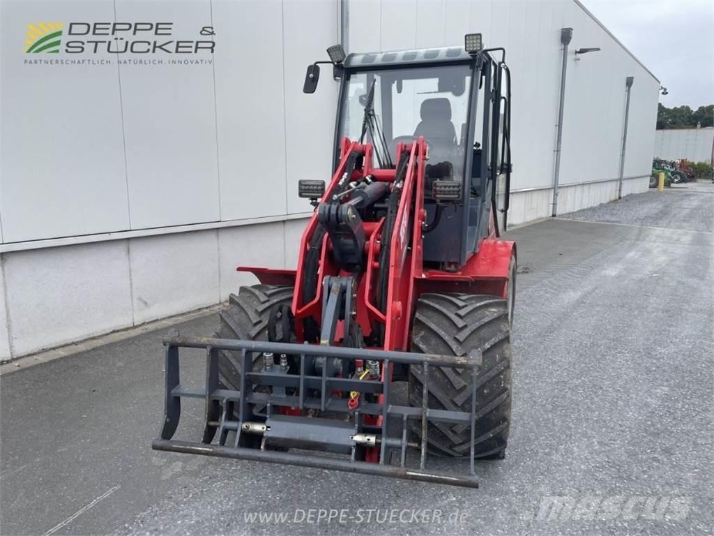 Toyo KU 851 ホイールローダー・タイヤショベル