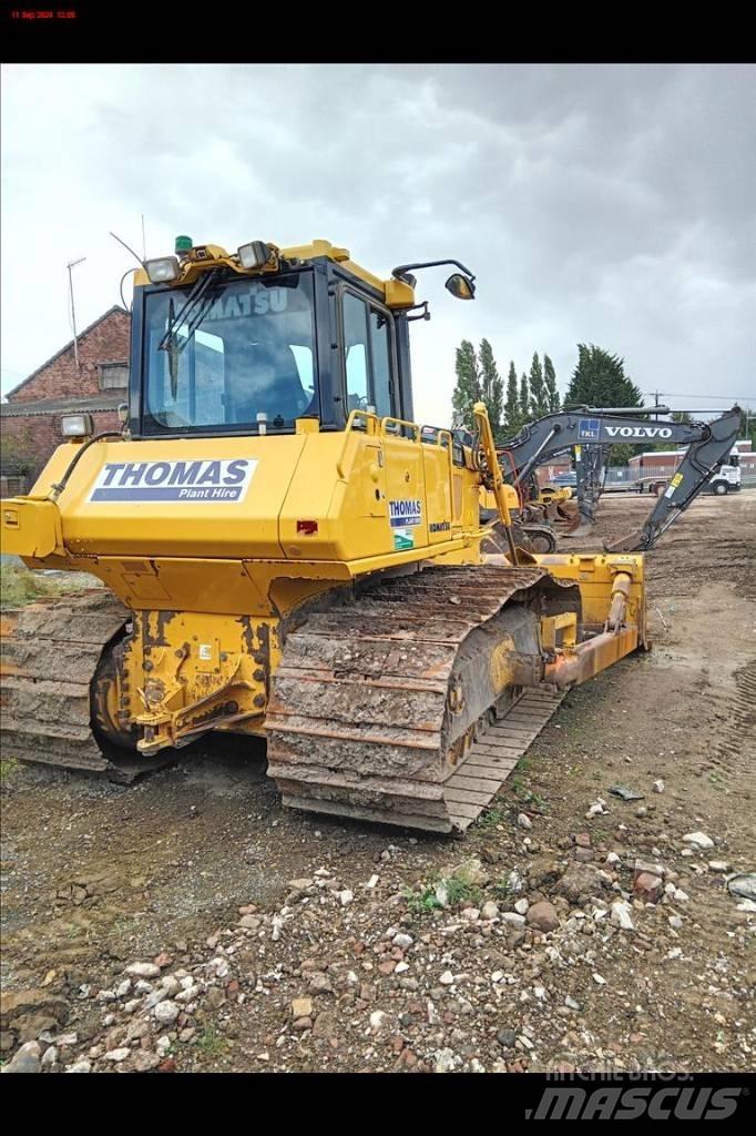 Komatsu D 65 PX-18 ブルドーザー