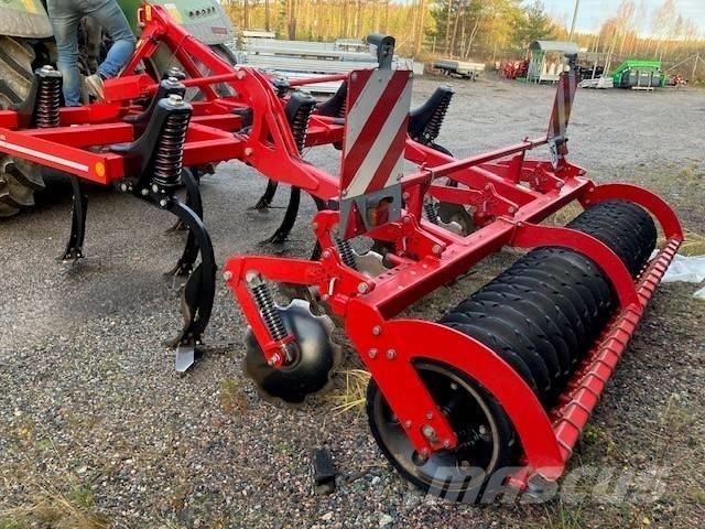 Horsch Terrano 3 FX カルチベーター