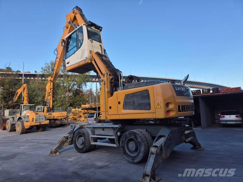 Liebherr LH 30 M 廃棄物／工業産廃処理機