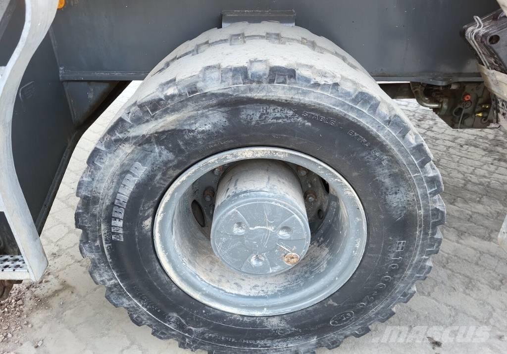 Liebherr LH 30 M 廃棄物／工業産廃処理機