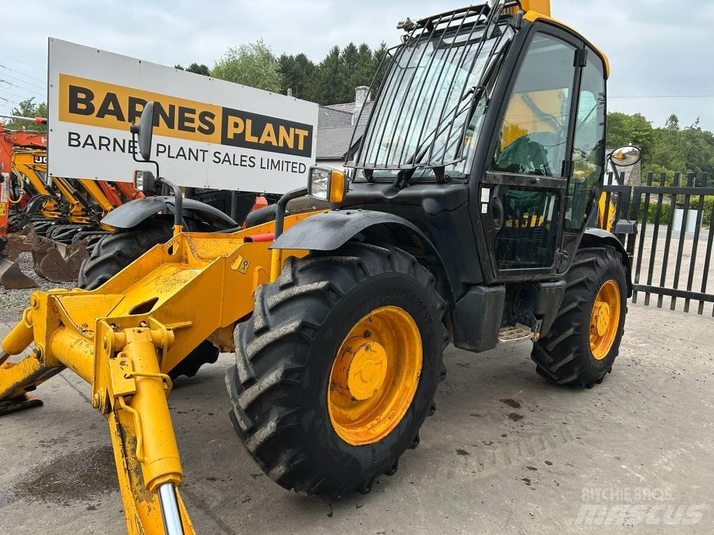 JCB 532-120 テレスコーピックハンドラー