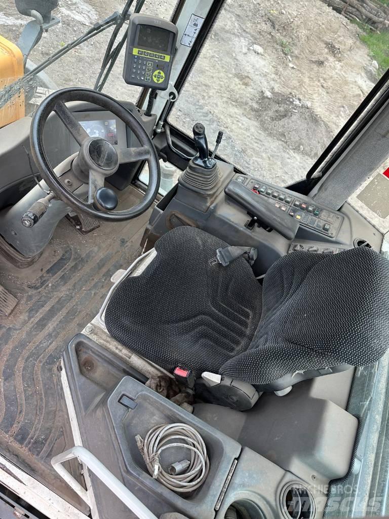 Liebherr L 514 ホイールローダー・タイヤショベル