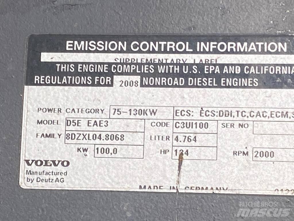 Volvo EW 140 C ホイール式油圧ショベル（パワーショベル・ユンボ・バックホー）