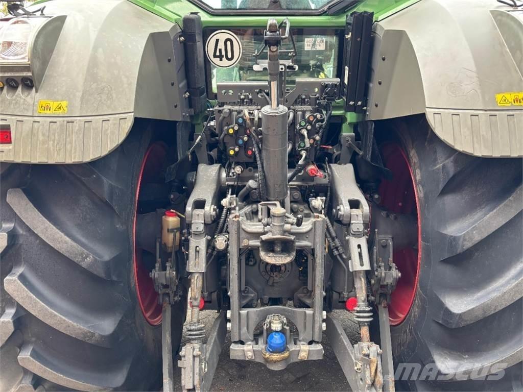 Fendt 828 Vario トラクター