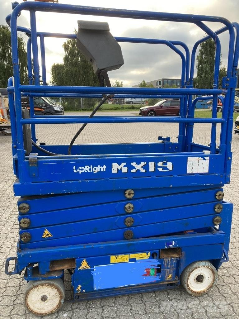 UpRight MX19 シザースリフト