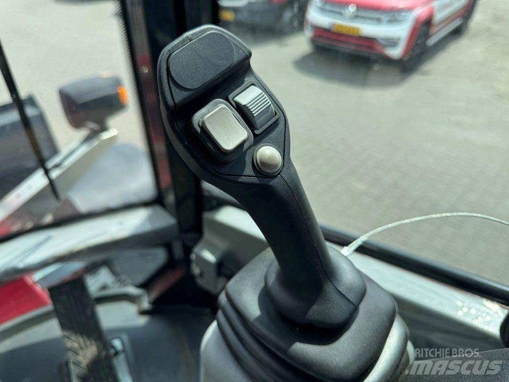 Yanmar V120 ホイールローダー・タイヤショベル