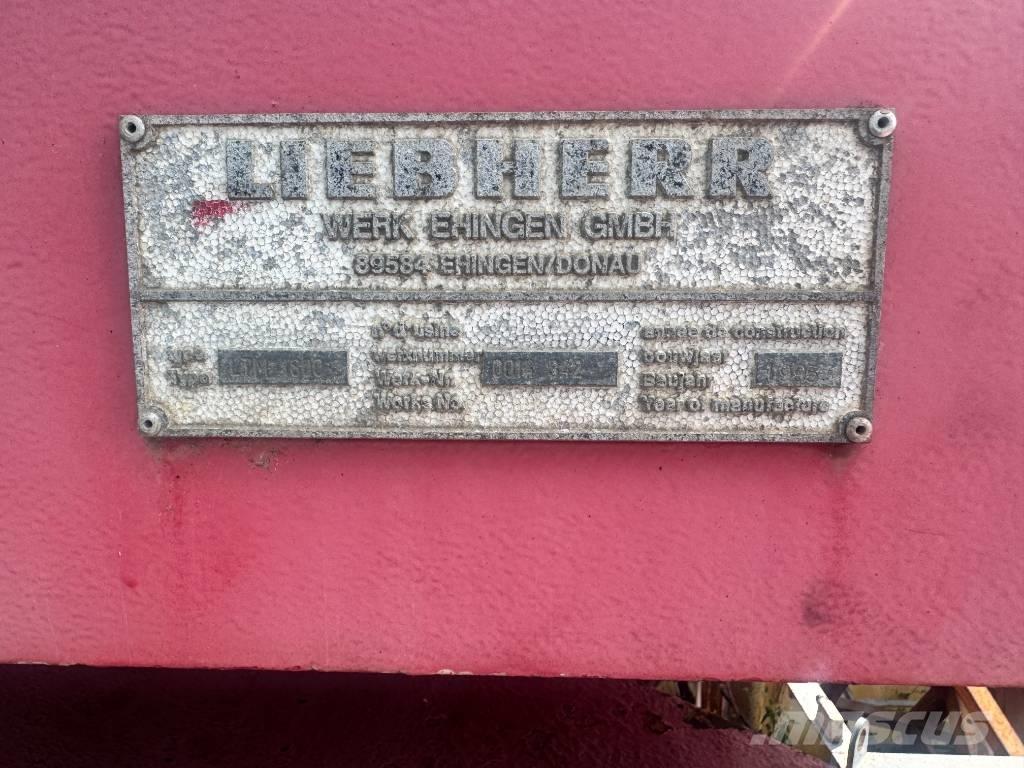 Liebherr LTM 1800 オールテレーンクレーン