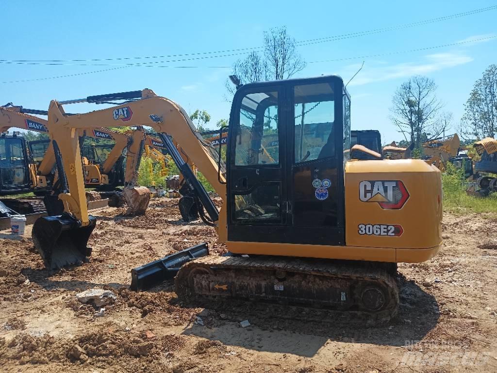 CAT 306 大型油圧ショベル12t以上（パワーショベル・ユンボ）