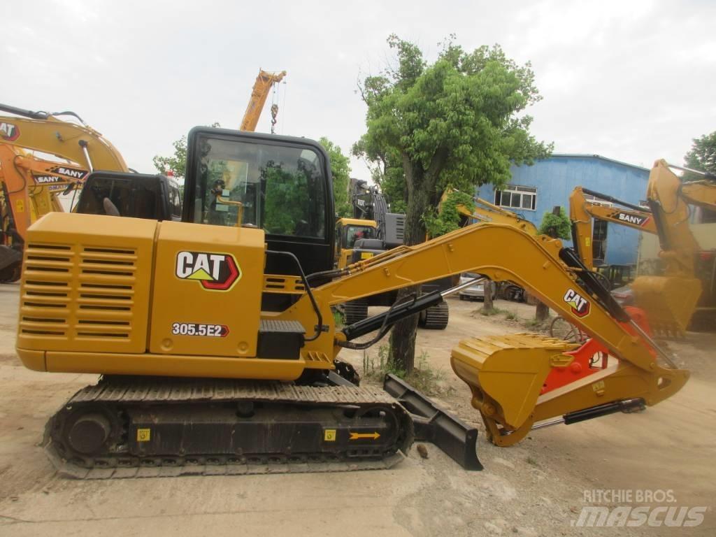CAT 303.5 E CR ミニ油圧ショベル 7t以下（ミニユンボ・ミニディガー）