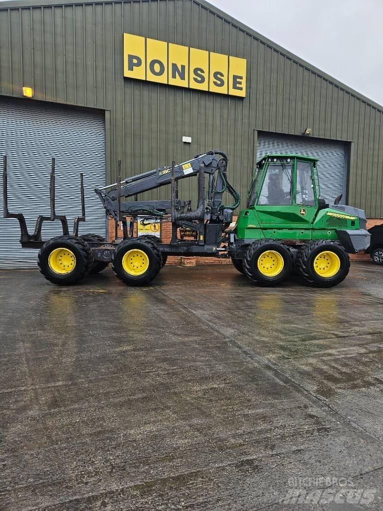 John Deere 1010 G フォワーダー