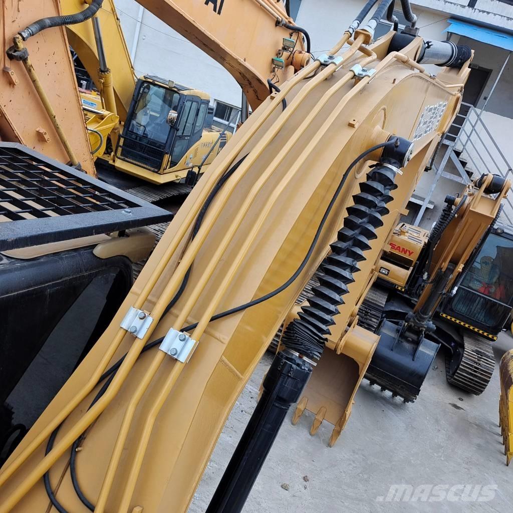 CAT 320 D 大型油圧ショベル12t以上（パワーショベル・ユンボ）