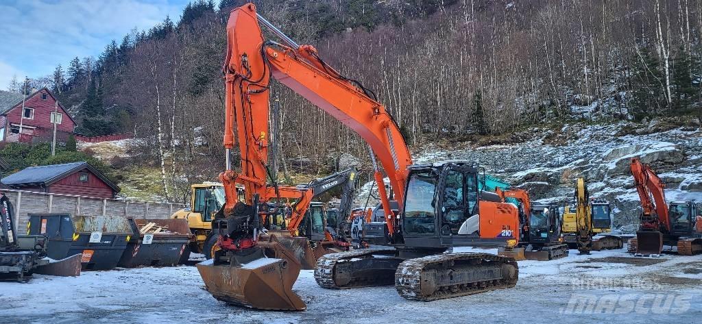 Hitachi ZX 210 LC-6 大型油圧ショベル12t以上（パワーショベル・ユンボ）