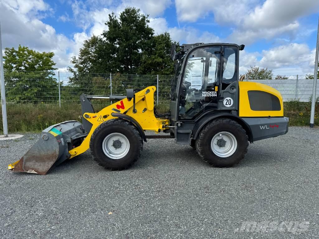 Wacker Neuson WL44 ホイールローダー・タイヤショベル