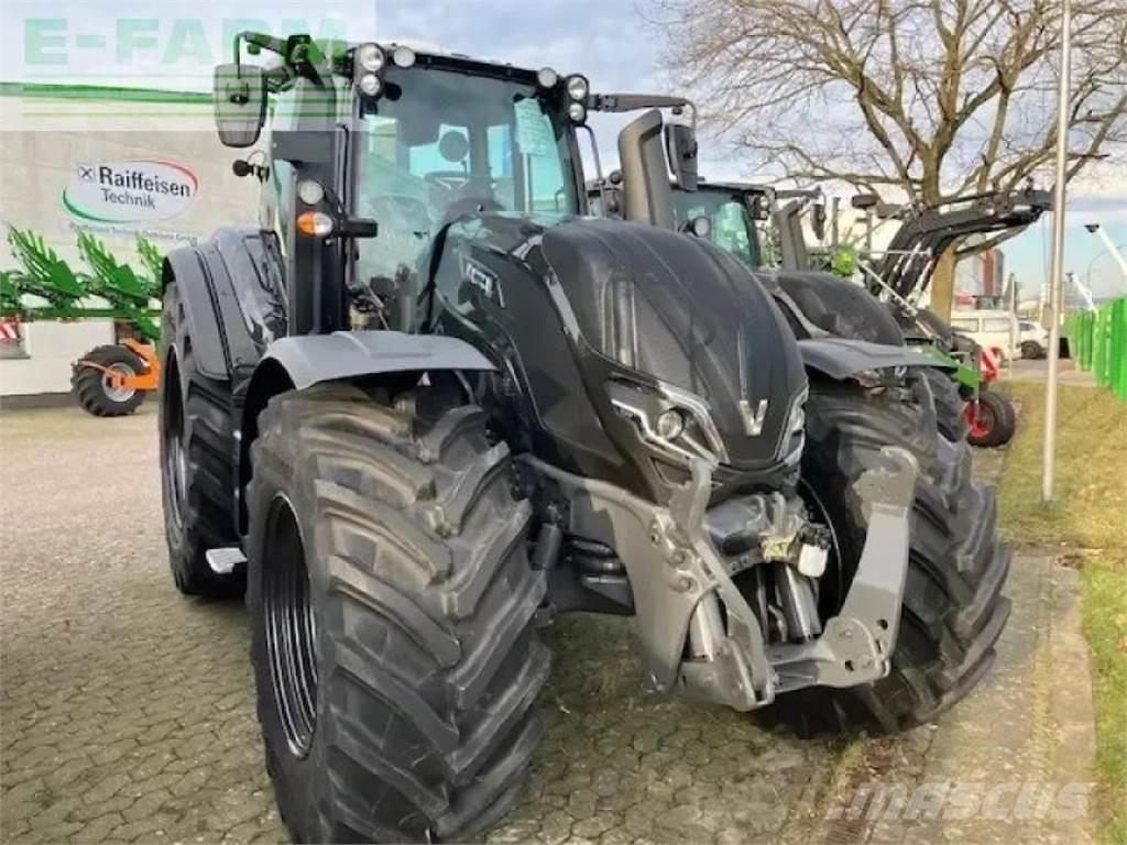 Valtra t 215a トラクター