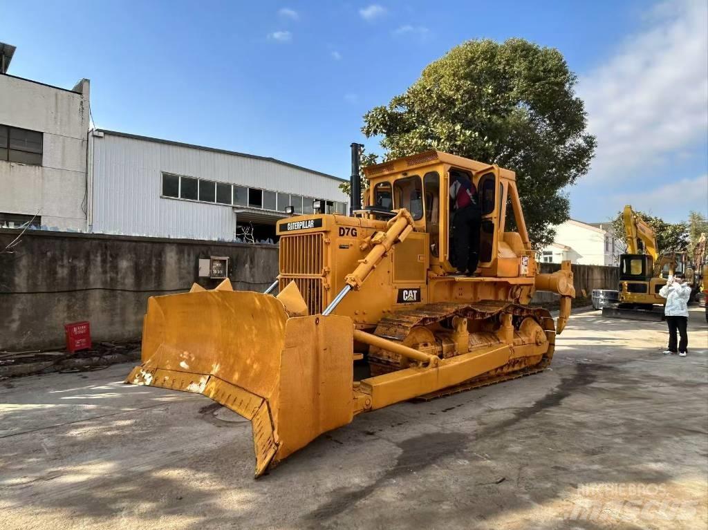 CAT D 7 G ブルドーザー