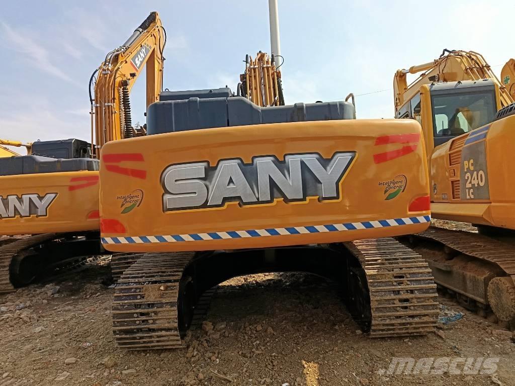 Sany SY 235 大型油圧ショベル12t以上（パワーショベル・ユンボ）