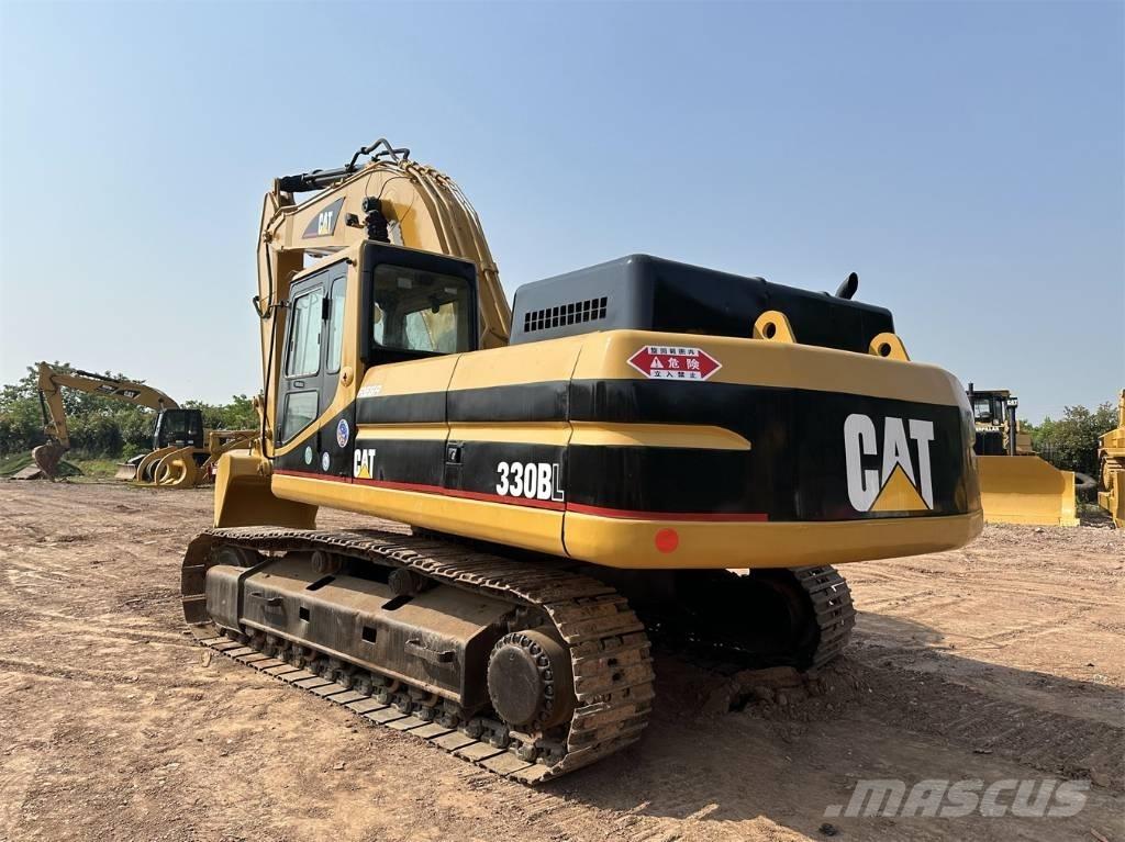 CAT 330 B 大型油圧ショベル12t以上（パワーショベル・ユンボ）