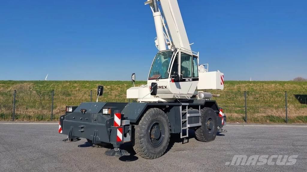 Terex RC30 ラフテレーンクレーン