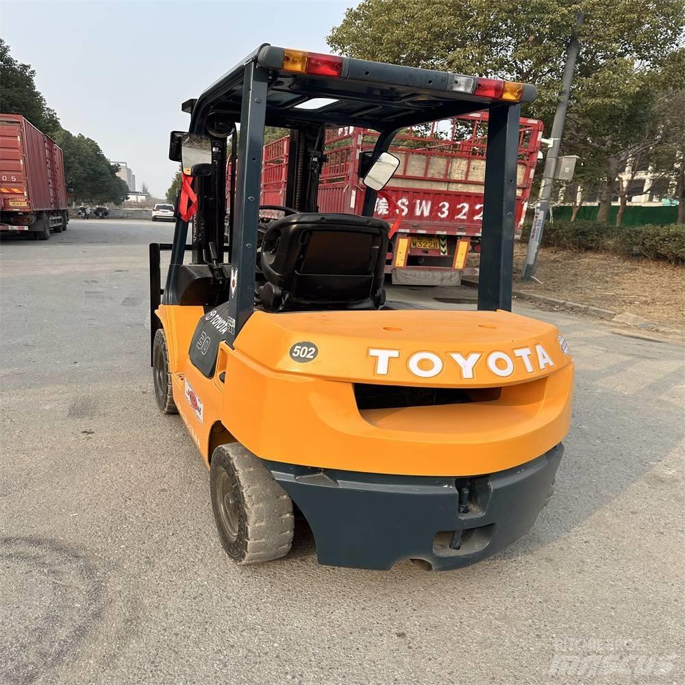 Toyota 62-7 FD N 30 ディーゼル・軽油