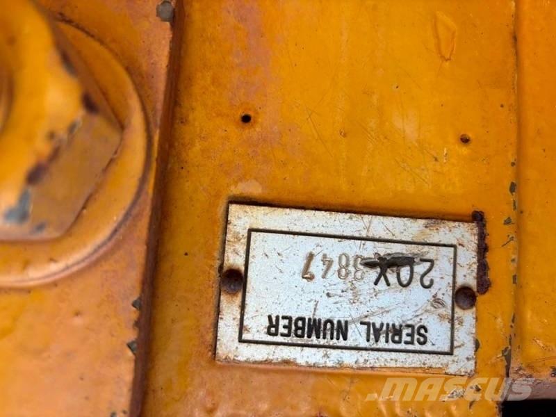 CAT D 6 D PS ブルドーザー