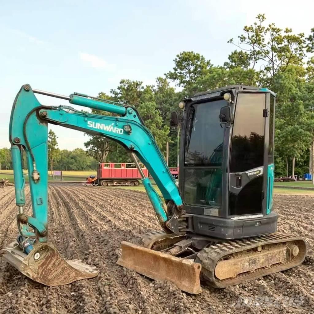 Sunward SWE 25 UF ミニ油圧ショベル 7t以下（ミニユンボ・ミニディガー）