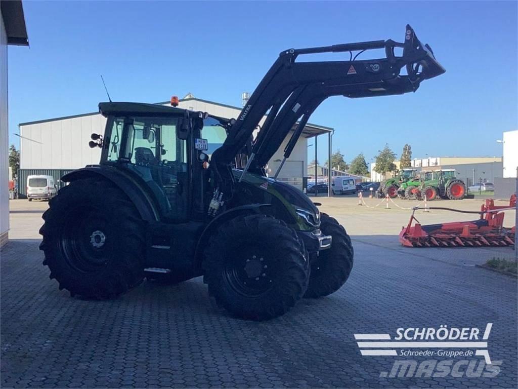 Valtra G 135 A トラクター