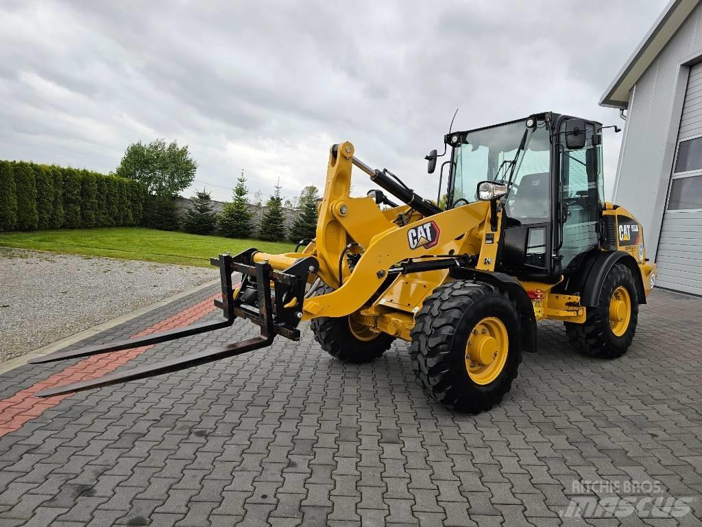 CAT 906 M ホイールローダー・タイヤショベル