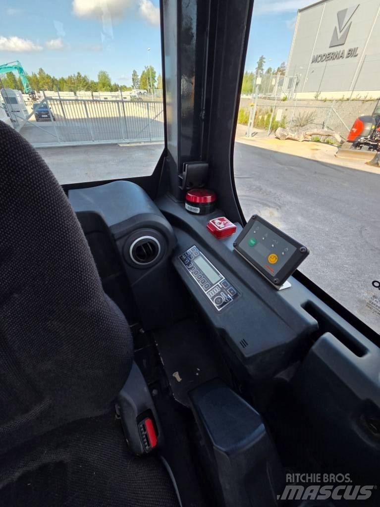 Kobelco SK 58 SRX-7 ミニ油圧ショベル 7t以下（ミニユンボ・ミニディガー）