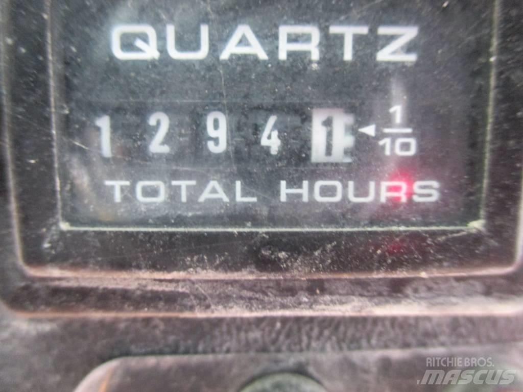 Bobcat S 70 ミニローダー