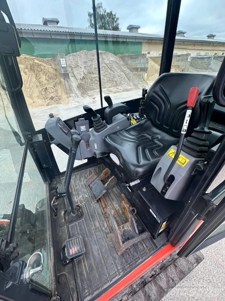 Kubota KX 016-4 ミニ油圧ショベル 7t以下（ミニユンボ・ミニディガー）