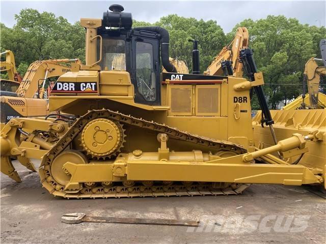 CAT D 8 R ブルドーザー
