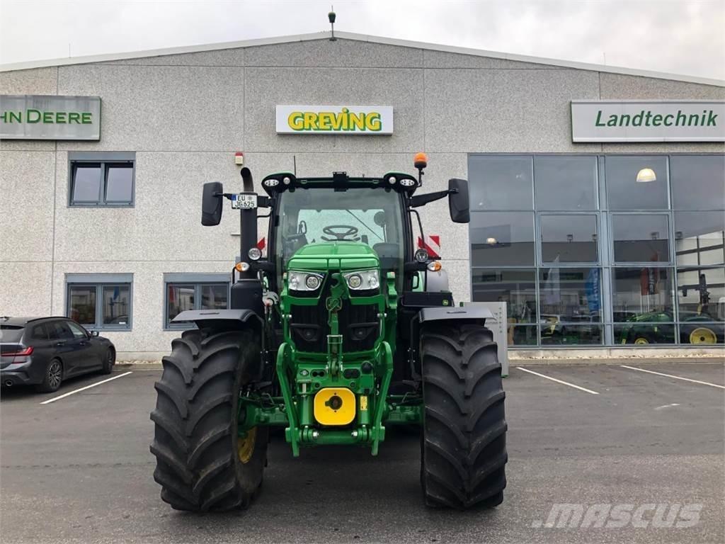 John Deere 6R215 トラクター