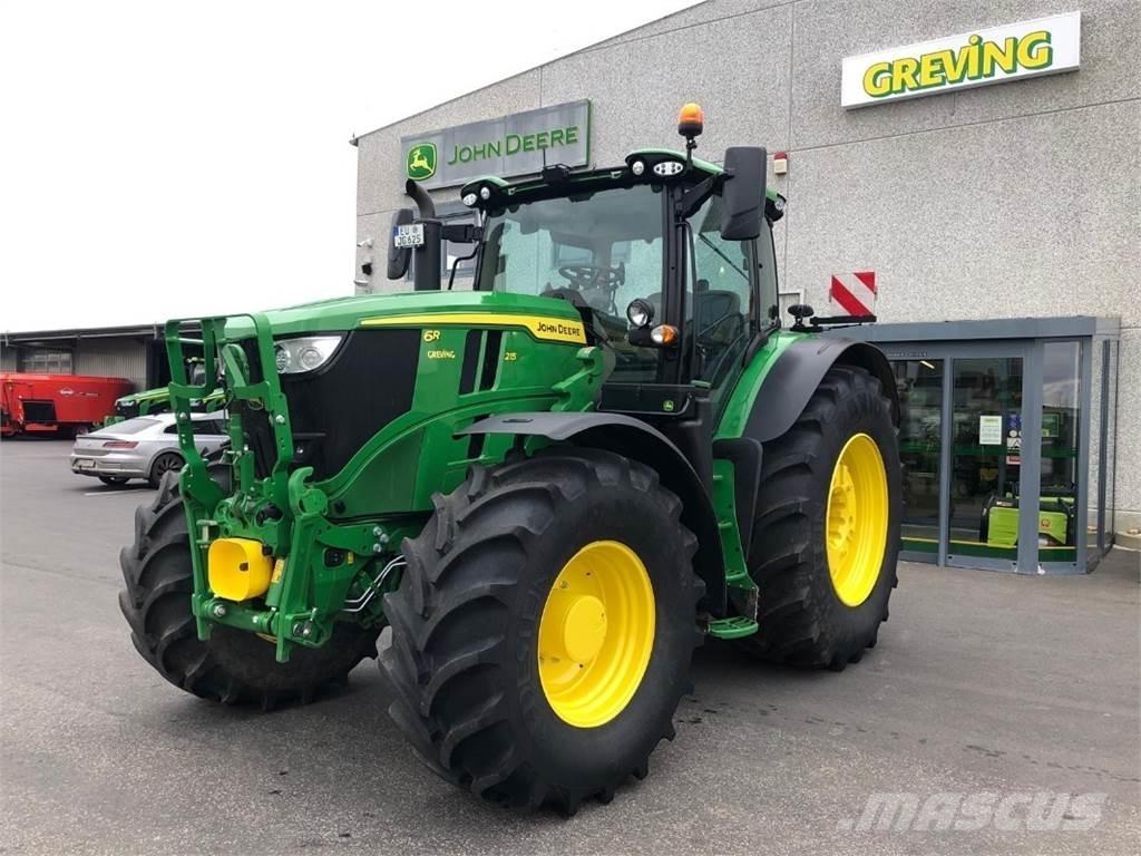 John Deere 6R215 トラクター