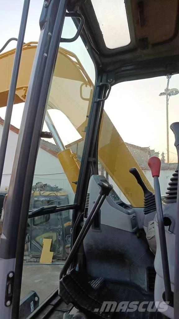 Komatsu PC 78 US 大型油圧ショベル12t以上（パワーショベル・ユンボ）