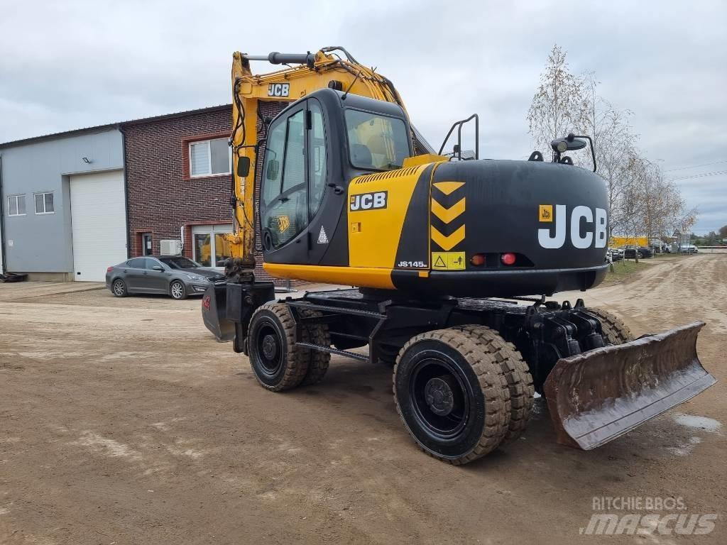 JCB JS 145 W ホイール式油圧ショベル（パワーショベル・ユンボ・バックホー）