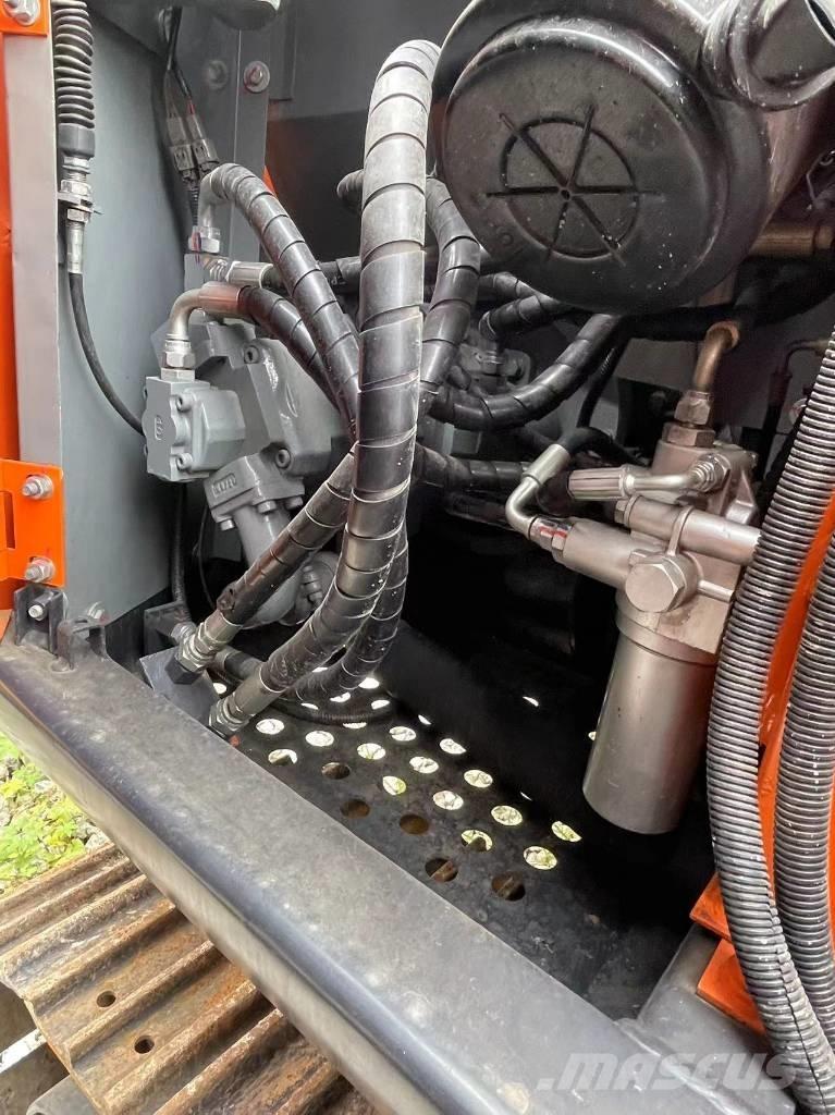 Hitachi ZX 70 ミニ油圧ショベル 7t以下（ミニユンボ・ミニディガー）