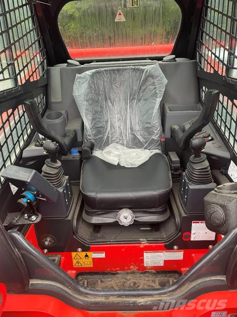 Kioti SL750 スキッドステアローダー