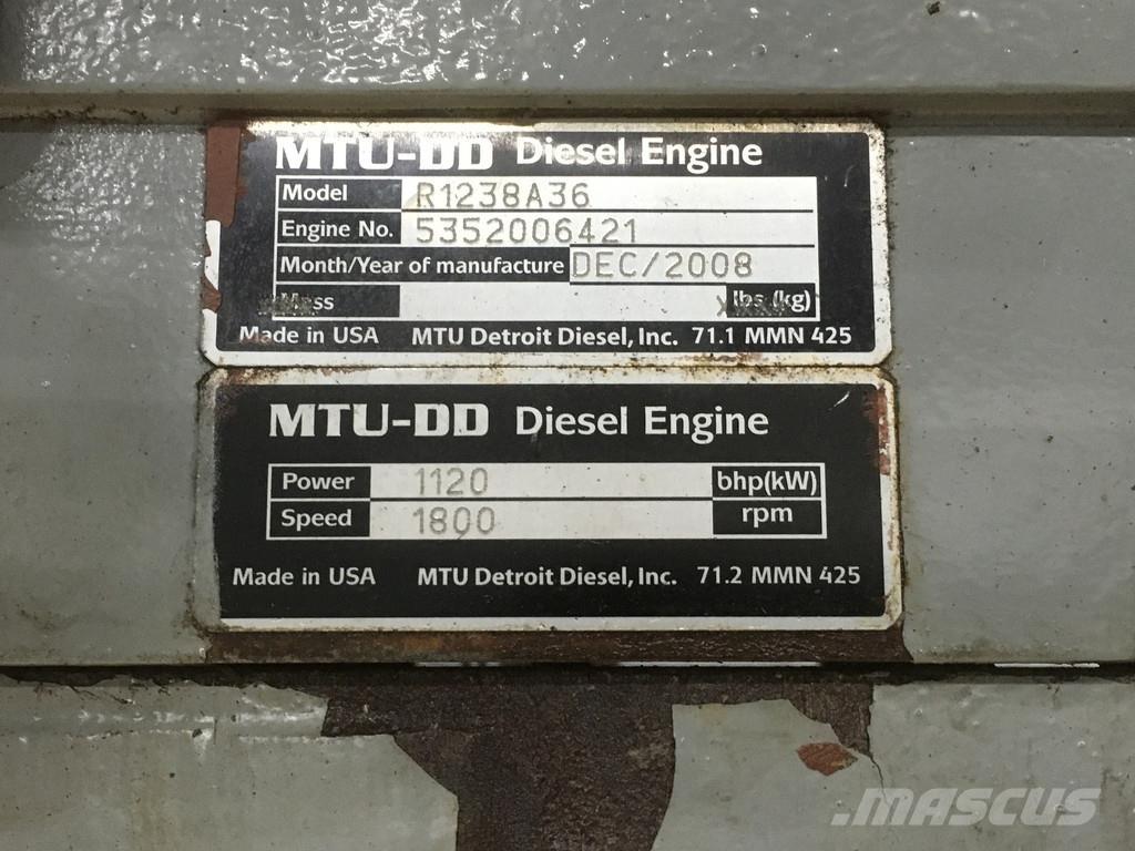 MTU 12V2000 USED エンジン