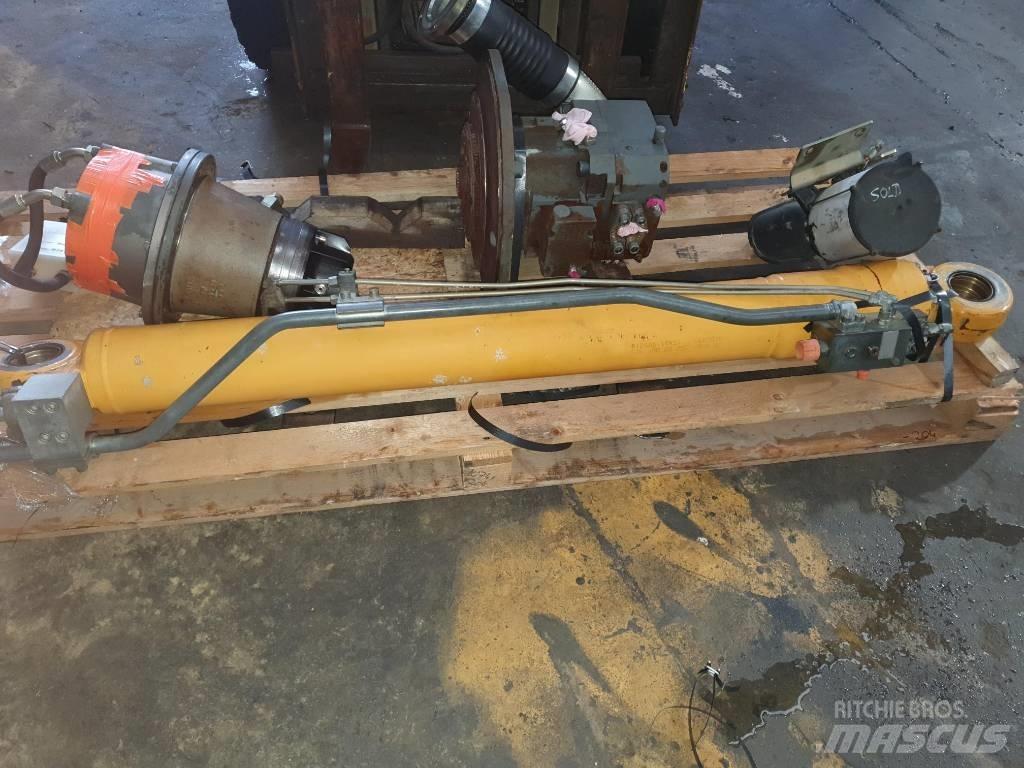 Liebherr R 904 C 油圧機