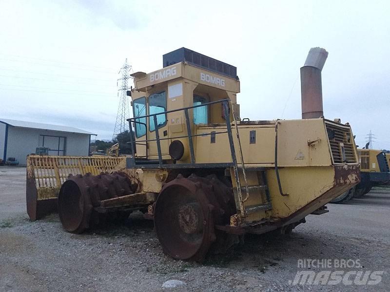 Bomag BC 771 RB 廃棄物コンパクター