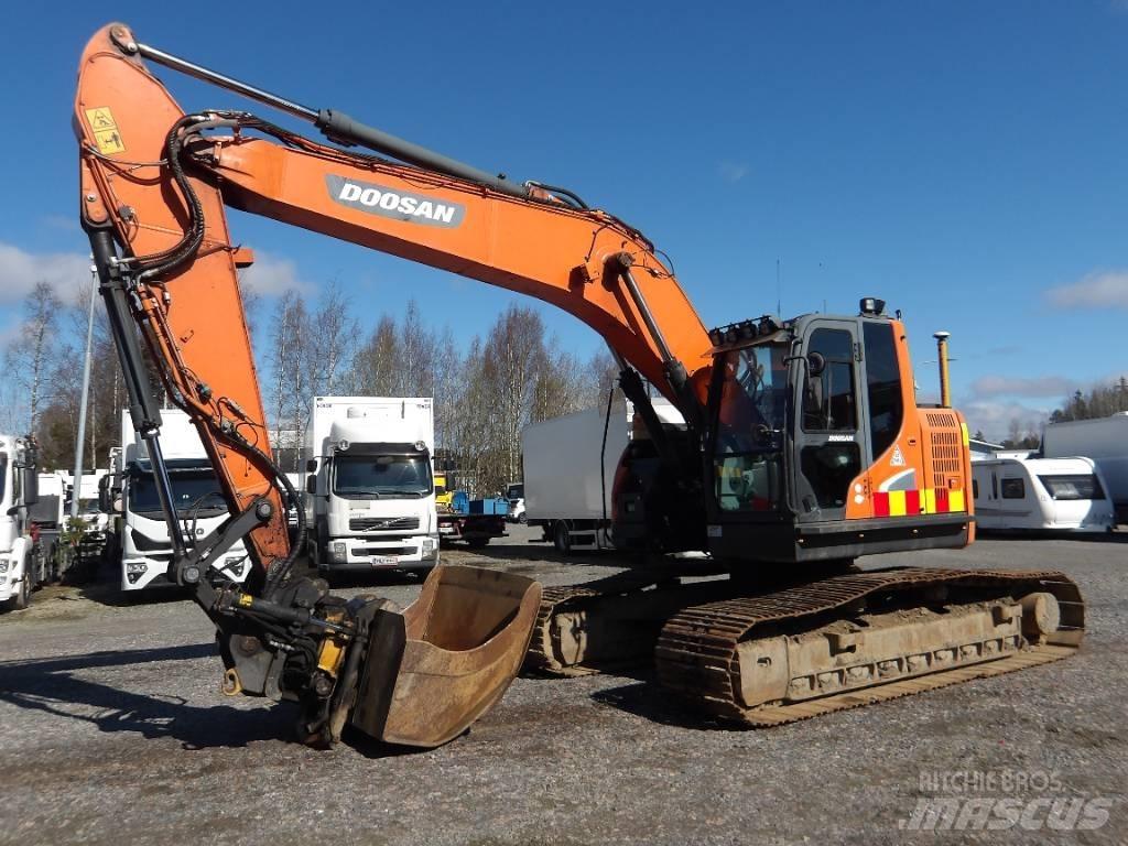 Doosan DX 235 LCR 大型油圧ショベル12t以上（パワーショベル・ユンボ）