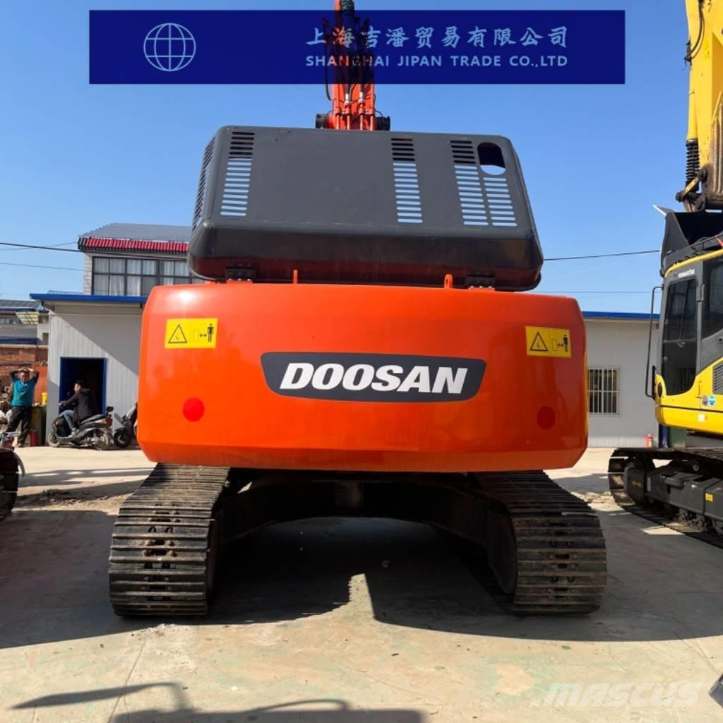 Doosan DX 300 大型油圧ショベル12t以上（パワーショベル・ユンボ）