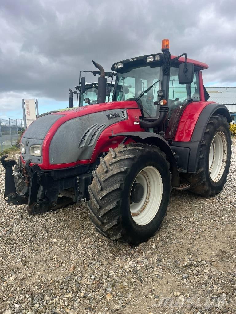 Valtra T 202 D トラクター
